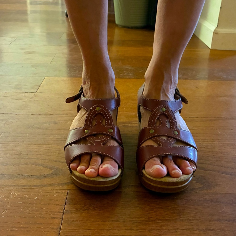 Women’s Dansko Brown Leather Sandals